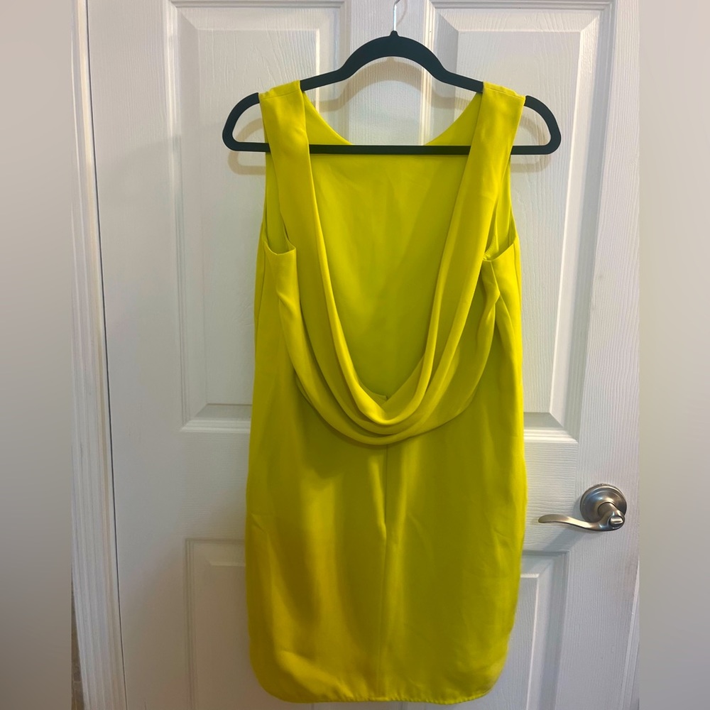 Bcbgmaxazria ellie cowl back dress yellow lime 👗 size8
